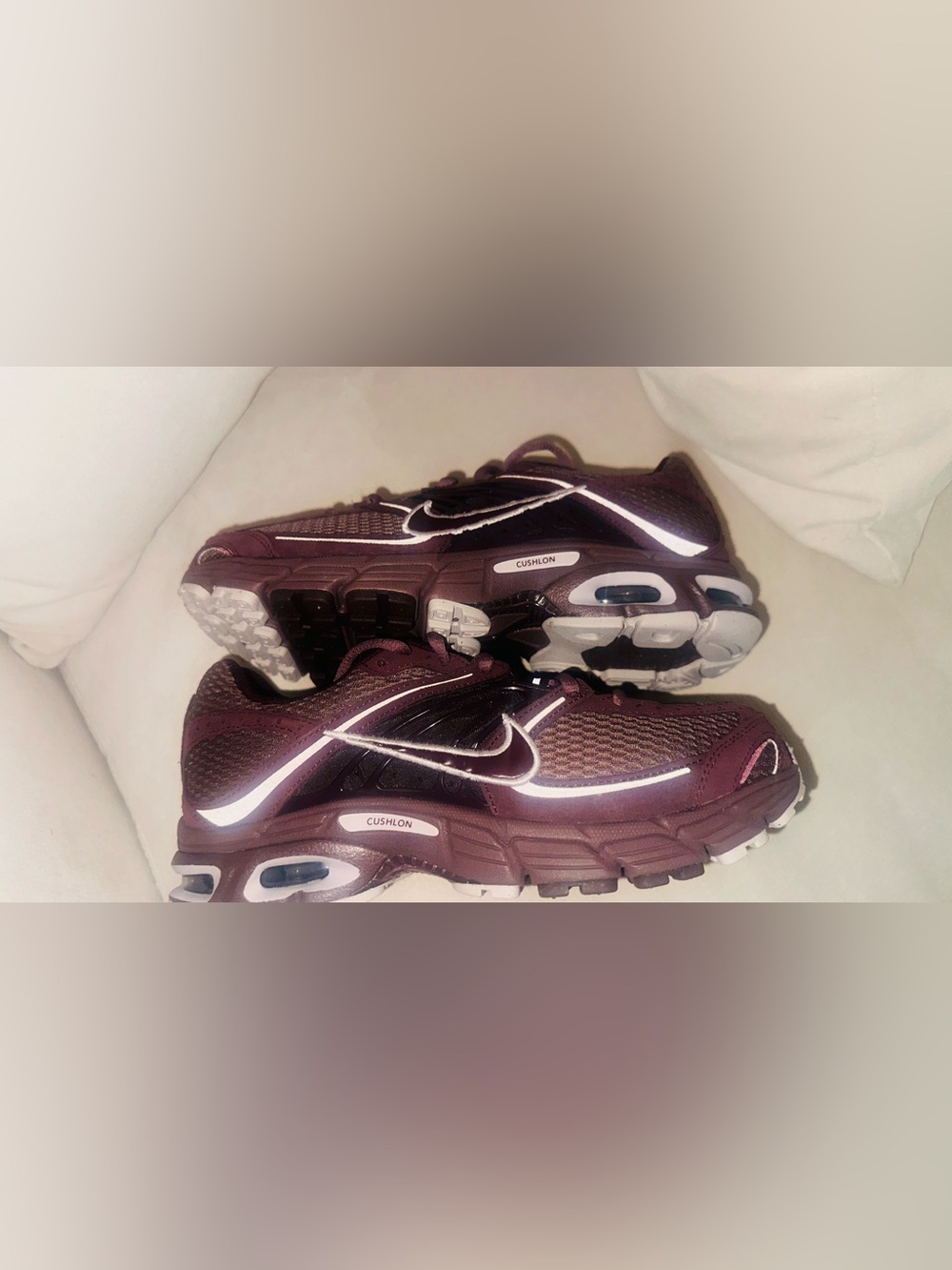 BRAND NEW Nike Women’s Burgundy Mesh Trail-Style Sneakers - Picture 6 of 9